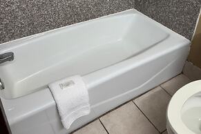 Broadway Inn & Suites OKC