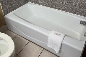 Broadway Inn & Suites OKC