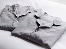 LAMP LIGHT BOOKS HOTEL Fukuoka