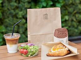 LAMP LIGHT BOOKS HOTEL Fukuoka