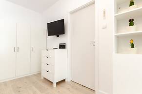 Apartment Harmonia Oliwska by Renters