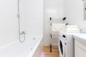 Apartment Harmonia Oliwska by Renters