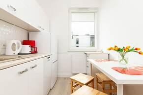 Apartment Harmonia Oliwska by Renters