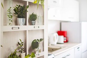 Apartment Harmonia Oliwska by Renters