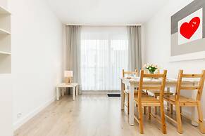 Apartment Harmonia Oliwska by Renters