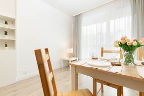 Apartment Harmonia Oliwska by Renters