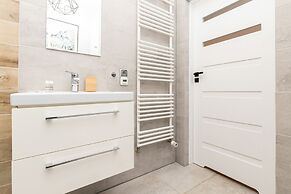 Apartment Szafarnia Gdansk by Renters