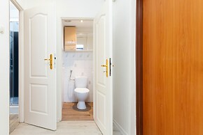 Apartments Dworska Gdansk by Renters