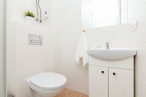 Apartments Gdynia Abrahama by Renters