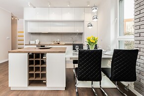 Apartments Gdansk Walowa by Renters