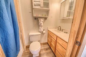 Hondo's River Haus Rr 1300 4 Bedroom Home by RedAwning