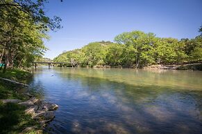 Hondo's River Haus Rr 1300 4 Bedroom Home by RedAwning