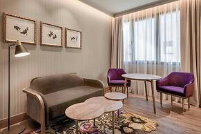 Querencia de Sevilla Autograph Collection