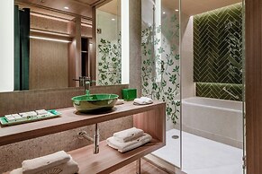 Querencia de Sevilla Autograph Collection