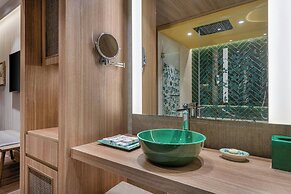 Querencia de Sevilla Autograph Collection