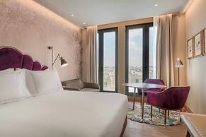 Querencia de Sevilla Autograph Collection