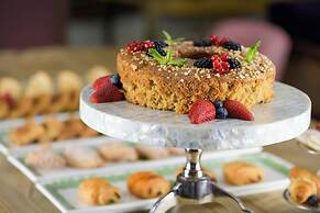 Querencia de Sevilla Autograph Collection