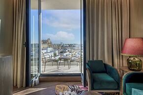 Querencia de Sevilla Autograph Collection