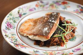 Querencia de Sevilla Autograph Collection