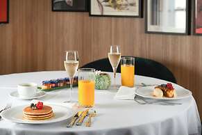 Querencia de Sevilla Autograph Collection