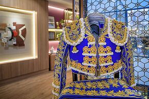 Querencia de Sevilla Autograph Collection