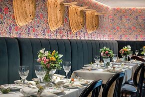 Querencia de Sevilla Autograph Collection