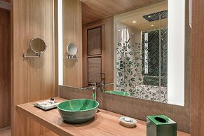 Querencia de Sevilla Autograph Collection