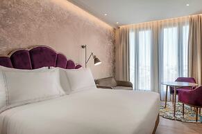 Querencia de Sevilla Autograph Collection