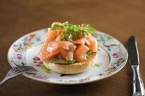 Querencia de Sevilla Autograph Collection