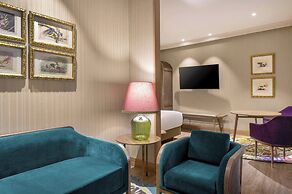 Querencia de Sevilla Autograph Collection