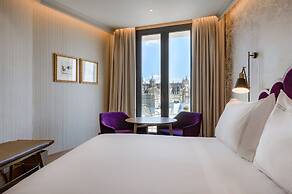 Querencia de Sevilla Autograph Collection