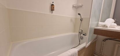 Kyriad Direct Arpajon