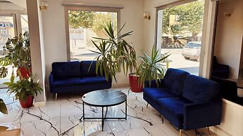 Kyriad Direct Arpajon