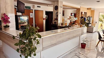 Kyriad Direct Arpajon