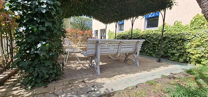 Kyriad Direct Arpajon