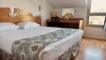 Kyriad Direct Arpajon