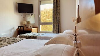 Kyriad Direct Arpajon