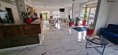 Kyriad Direct Arpajon