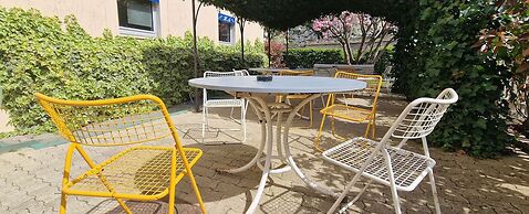 Kyriad Direct Arpajon
