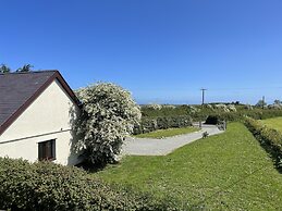 3 Bed Detached Cottage- Log Burner, Mountain Views