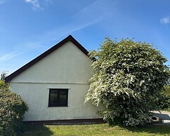 Detached 3 Bed Cottage, Mountain Views- Pets, Wifi