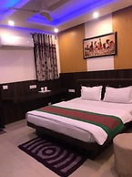 Goroomgo Bajrang Paharganj New Delhi