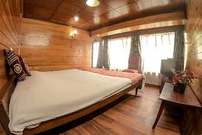 Goroomgo Broadway Annexe Darjeeling