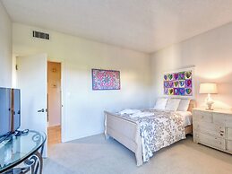 Spinnakers Reach 704