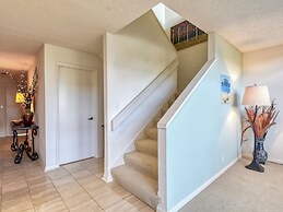 Spinnakers Reach 704