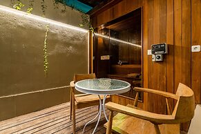 Anedda Mutiara Villa