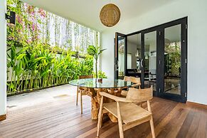 Anedda Mutiara Villa