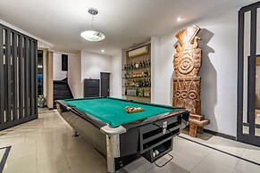 Anedda Mutiara Villa