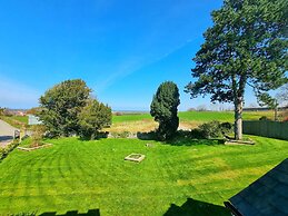 Plas Gwyrch Gatehouse