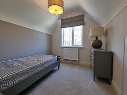 Plas Gwyrch Gatehouse